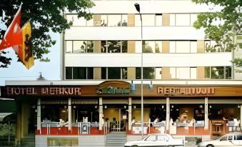 Hotel Merkur - West Station