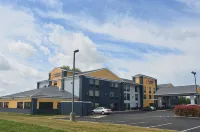 Comfort Inn & Suites Maumee - Toledo I80-90