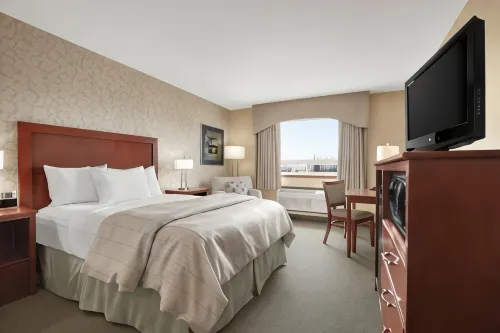 Days Inn & Suites by Wyndham Brandon