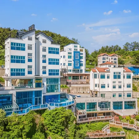 Samcheok Pureun Bada Pension