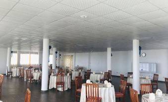 Hollandia Hotel - Housity