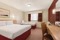 Days Inn by Wyndham Warwick South M40 Hotels in 