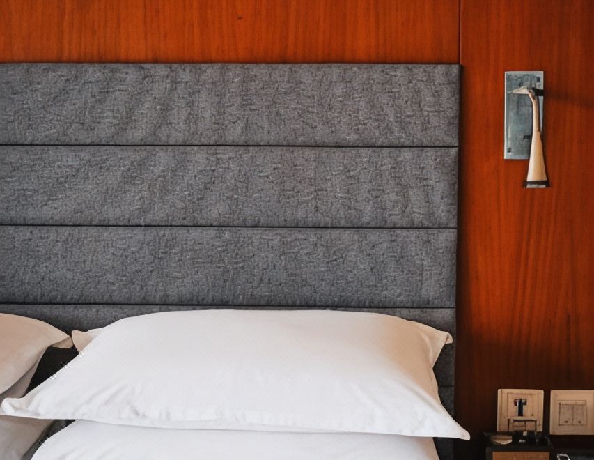 Royal Orchid Sheraton Hotel & TowersSuperior Deluxe, Guest Room, 1 King, River View