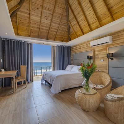 Bungalow Hotel Isla del Encanto Promo Code