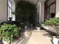 Muling Shuanglong Hotel