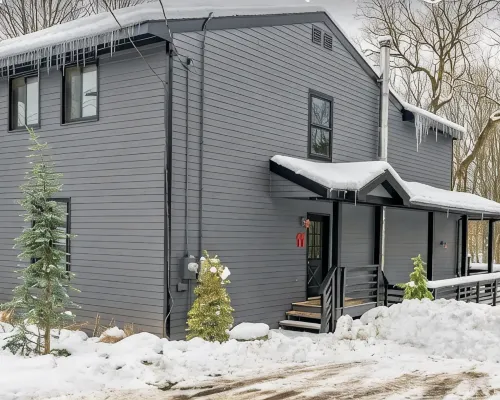 New - Cozy Modern: Stunning Views,3 Mins Ski,BBQ,Fire Pit,Game Room,Walk to Town فنادق في ويندهام