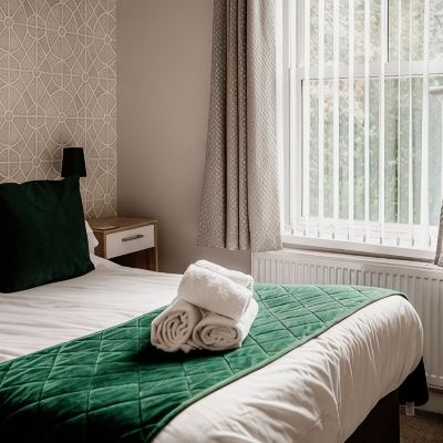 Classic Double Room, Ensuite, Garden View The Railway Promo Code
