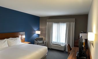 Comfort Inn & Suites Akron South