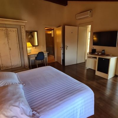 Deluxe Double Room with Balcony Hotel Piazza Vecchia Promo Code
