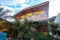 Local Hostel Manaus Hotels in 