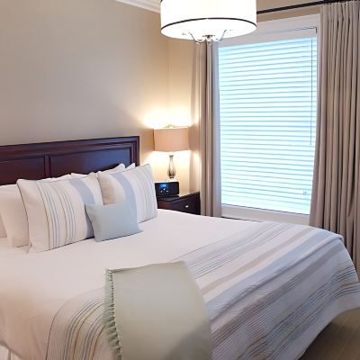Deluxe Room (Adjacent to the Main Building) 124 on Queen Hotel & Spa Promo Code