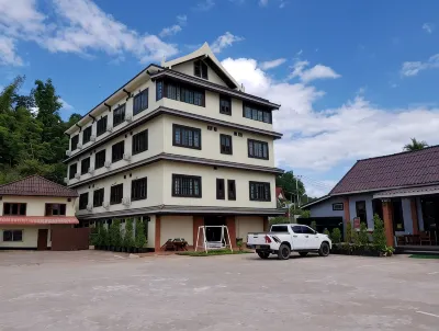 Singha Hotel Hôtels à : 