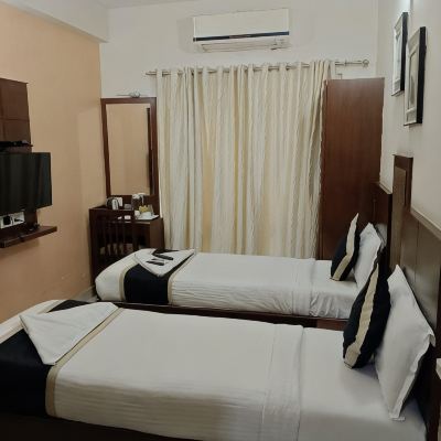 Deluxe Twin Room Hotel Sky Gate Promo Code
