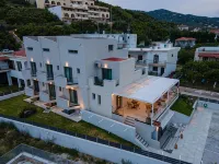 Niso Skiathos Hotele w: 