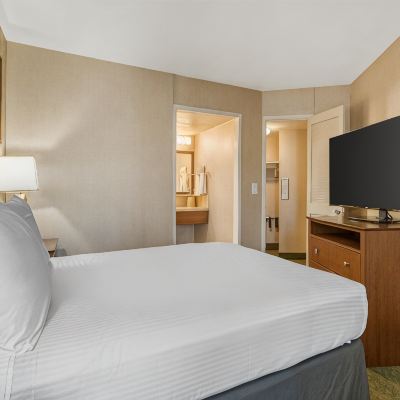Suite-1 Queen Bed, Non-Smoking, Sofabed, Living Room, Refrigerator, Wi-Fi Best Western Seven Seas Promo Code