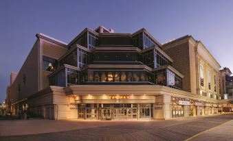 Caesars Atlantic City Hotel & Casino - Housity