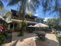 Paraiso Rainforest and Beach Hotel Hotels in 