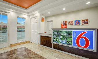 Motel 6-Marysville, CA - Housity