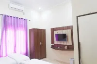 Buluran Guest House Syariah فنادق في 
