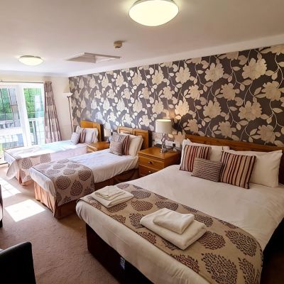 Family Room Farnham House Hotel Promo Code