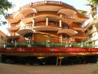 Parklane Hotel