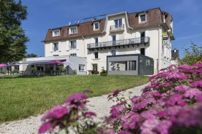 Logis Hôtel Beau Site Hôtels à : 