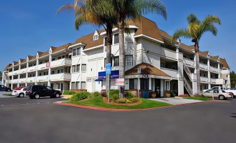 Motel 6-Chula Vista, CA - San Diego