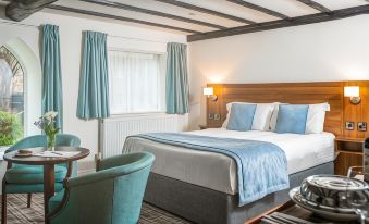 Last Drop Village Hotel & Spa - Housity