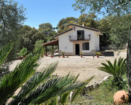 Villa Cycas Relaxation in Nature Hotels in Itri