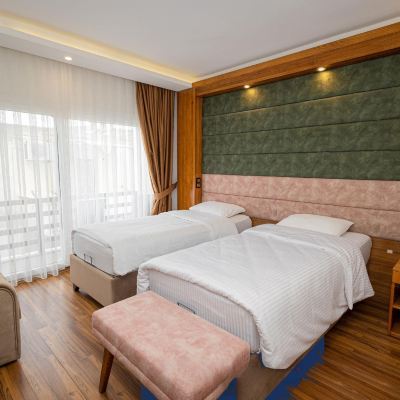 Standard Twin Room Askar Port Hotel Promo Code