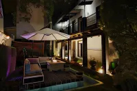 Yox Hotel Boutique Hôtels à : 