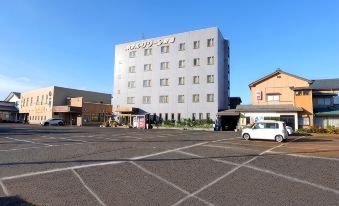 MINKA Riverside Villas - Housity