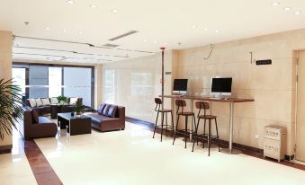 Lavande Hotel (Beijing South Railway Station Yangqiao) - Housity