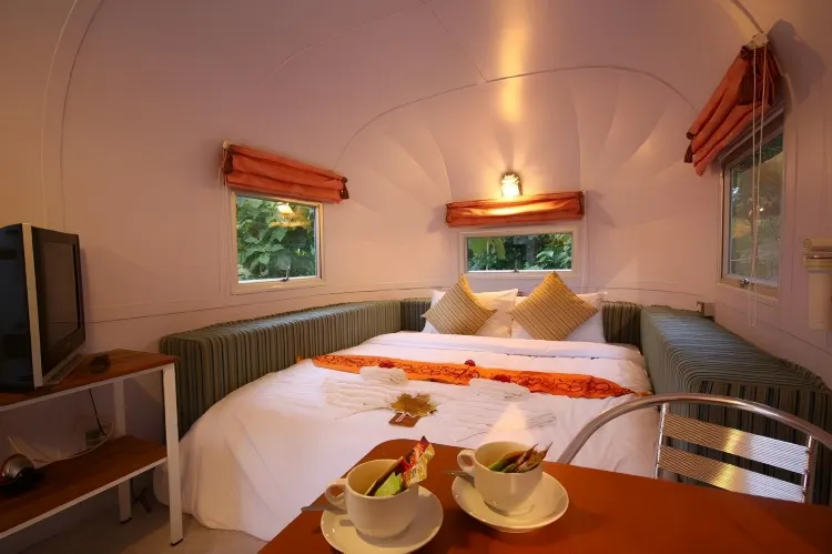 Car House