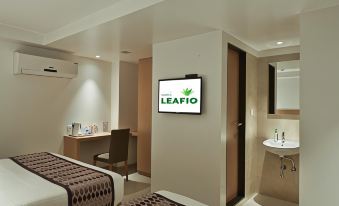Hotel Leafio-Near Airport