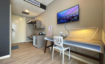 Empire Damansara | Deluxe Studio Suites 706