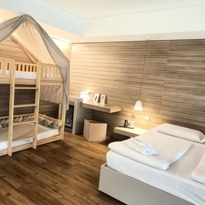 Junior Suite B612 Promo Code