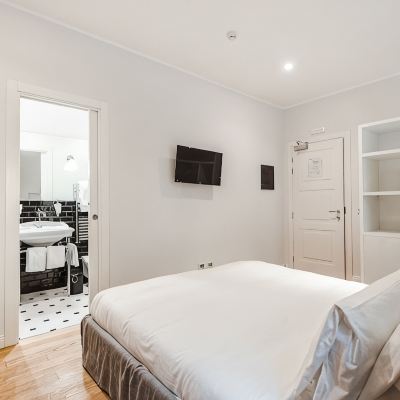 Deluxe Double Room with Terrace Nikis Collection Trastevere Promo Code