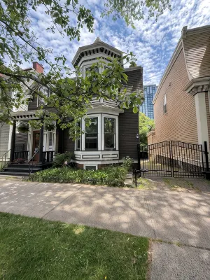 South Park 街維多利亞式住宅內時尚公寓，帶私人花園
