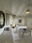 Very Spacious, Private, Open Plan Retreat. Pool And Stunning Views Of West Coast Hôtels à : 