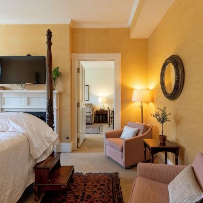Junior King Suite The Willcox Promo Code