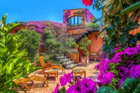 Hotel Mozart Hotels in 