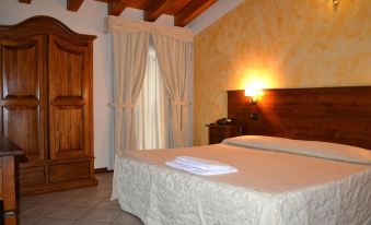 Albergo La Piana - Housity