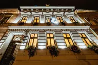 Casa Chitic - Hotel & Restaurant- STR Nicolae Balcescu 13