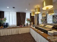 Art Hotel 페름 호텔