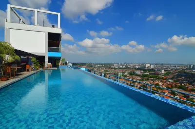ฮอริซอน อัลติมา เสมารัง โรงแรมใน