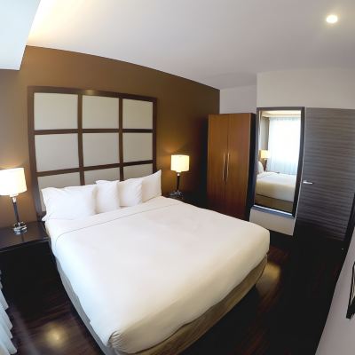 Queen Room M Montreal Hostel Promo Code