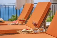 White Garden Villas