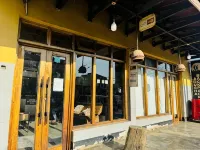 阿魯薩背包客飯店 - 青年旅舍 住宿飯店