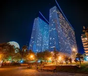 Sea View Apartment, 1st Line 酒店